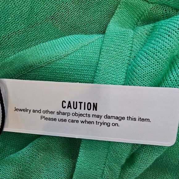 Express Women's Green Sheer Boat Neck Dolman Sleeve Cropped Sweater Size Medium - Picture 9 of 12